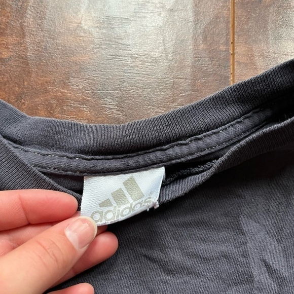 Adidas Women’s Casual Gray Short Sleeve T-Shirt Size 2XL - Picture 2 of 6